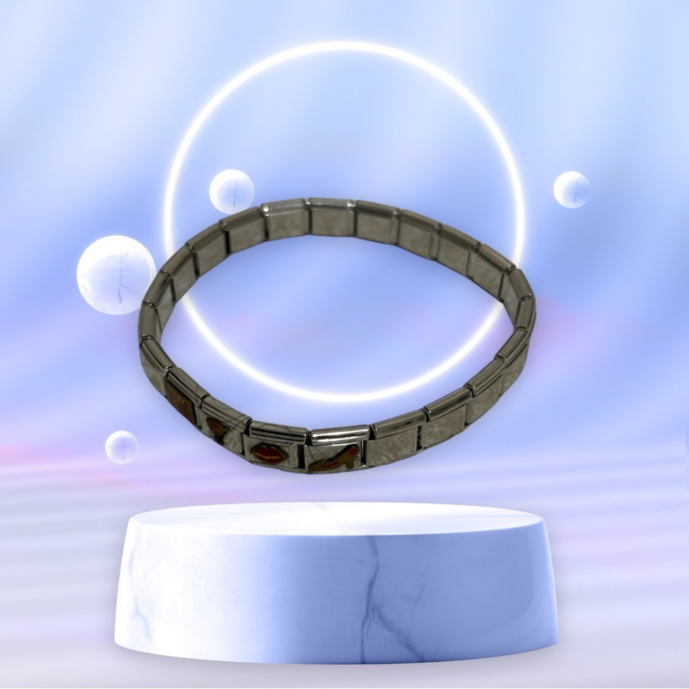 Silver/Red Interlocking Links 3/8" Lightweight St… - image 1